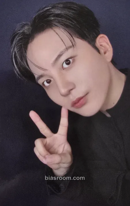 Jongho GOLDEN HOUR : Part.4 Photocard - ATEEZ - ATEEZ K-pop photocard