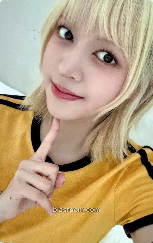 Lily Fe3O4: FORWARD Photocard - NMIXX - NMIXX K-pop photocard