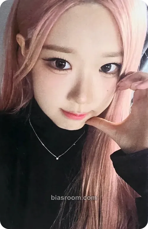 Chaewon Love XX Photocard - CLASSy - CLASSy K-pop photocard
