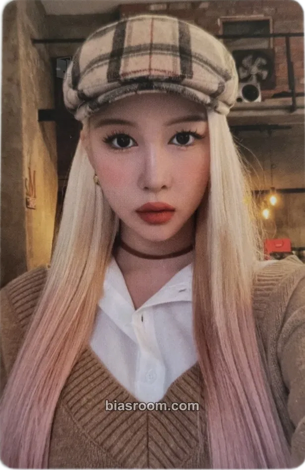 Dayoung 5th OFFICIAL FANCLUB 'UJUNG' KIT Photocard - WJSN - WJSN K-pop photocard