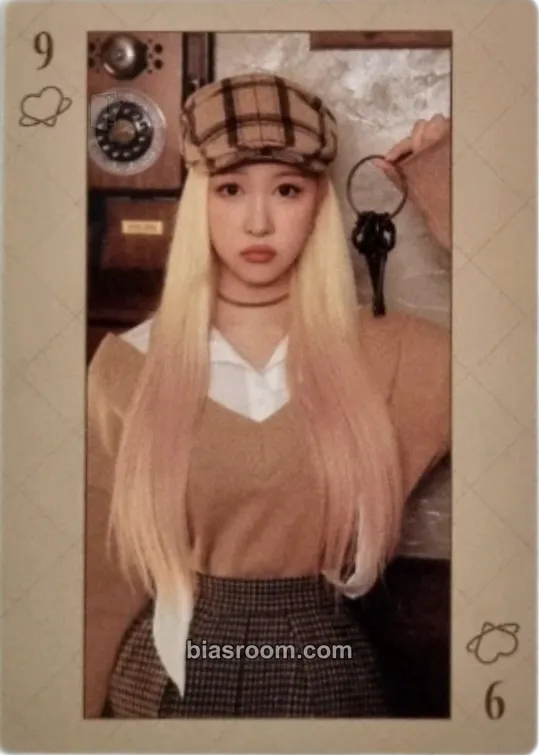 Dayoung 5th OFFICIAL FANCLUB 'UJUNG' KIT Photocard - WJSN - WJSN K-pop photocard