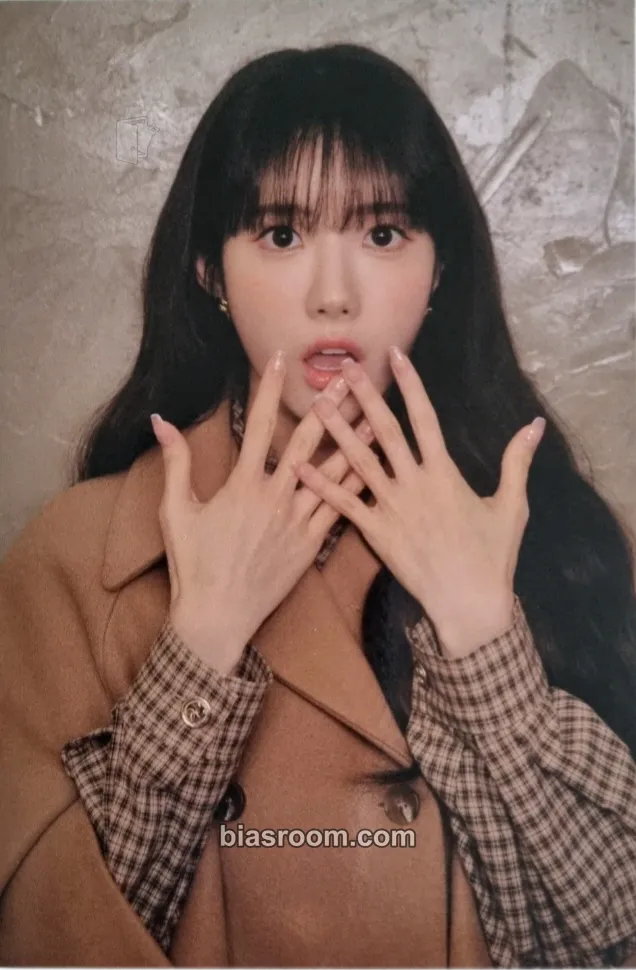 Luda 5th OFFICIAL FANCLUB 'UJUNG' KIT Photocard - WJSN - WJSN K-pop photocard