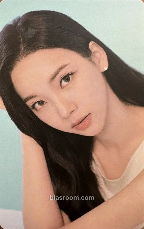 Karina MEDIHEAL X AESPA Photocard - aespa - aespa K-pop photocard