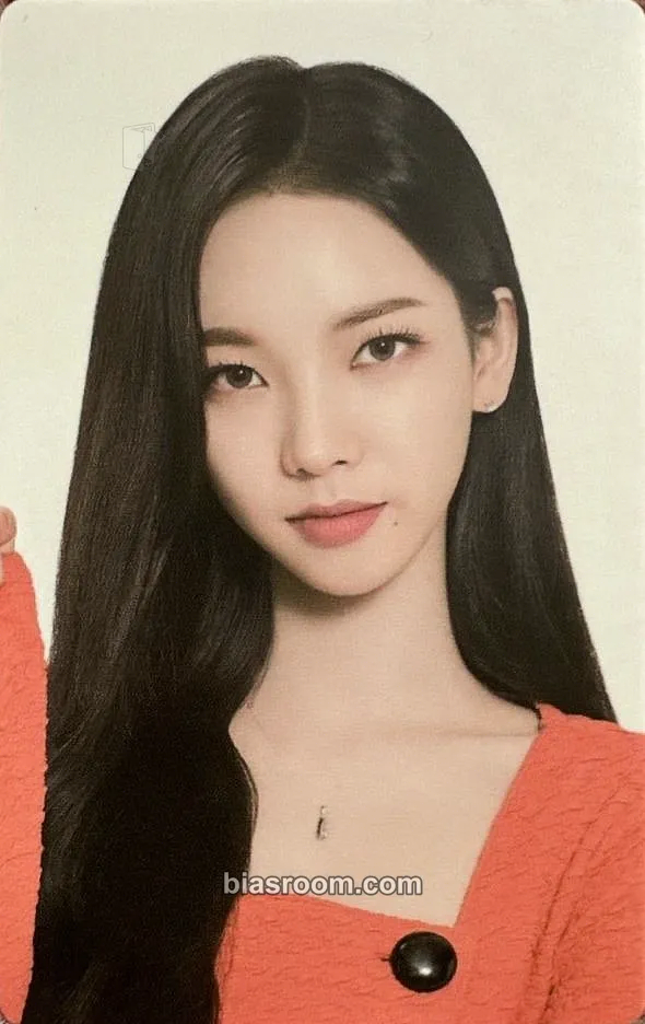 Karina MEDIHEAL X AESPA Photocard - aespa - aespa K-pop photocard