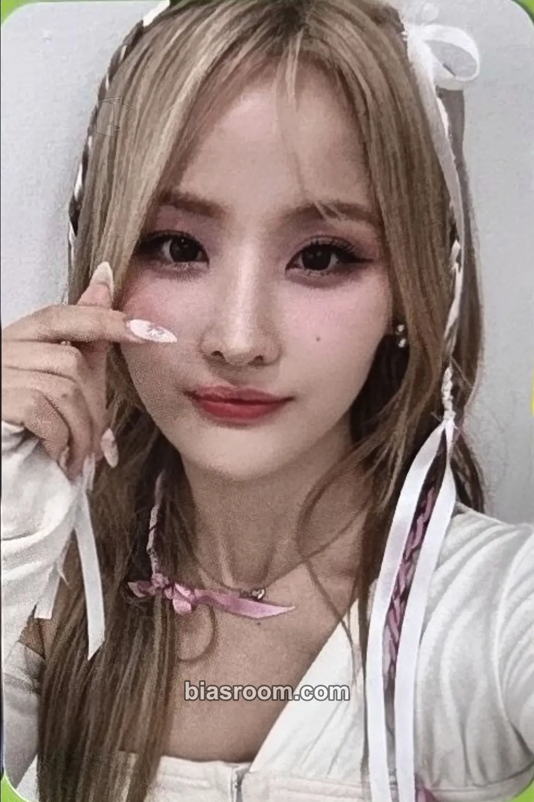 Belle KISS OF LIFE Photocard - KISS OF LIFE K-pop photocard