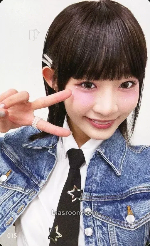 Shizuku 2024 ME:ICONIC Hi-SUMMER Photocard - ME:I - ME:I K-pop photocard
