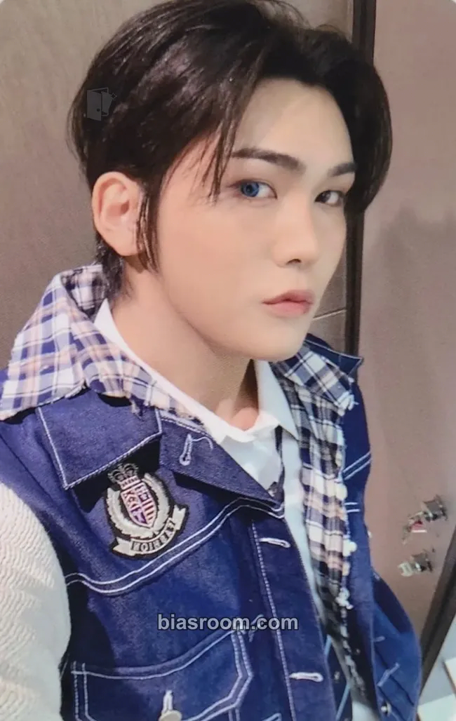Hyun Type of X 1st Fan Meeting Photocard - XLOV - XLOV K-pop photocard