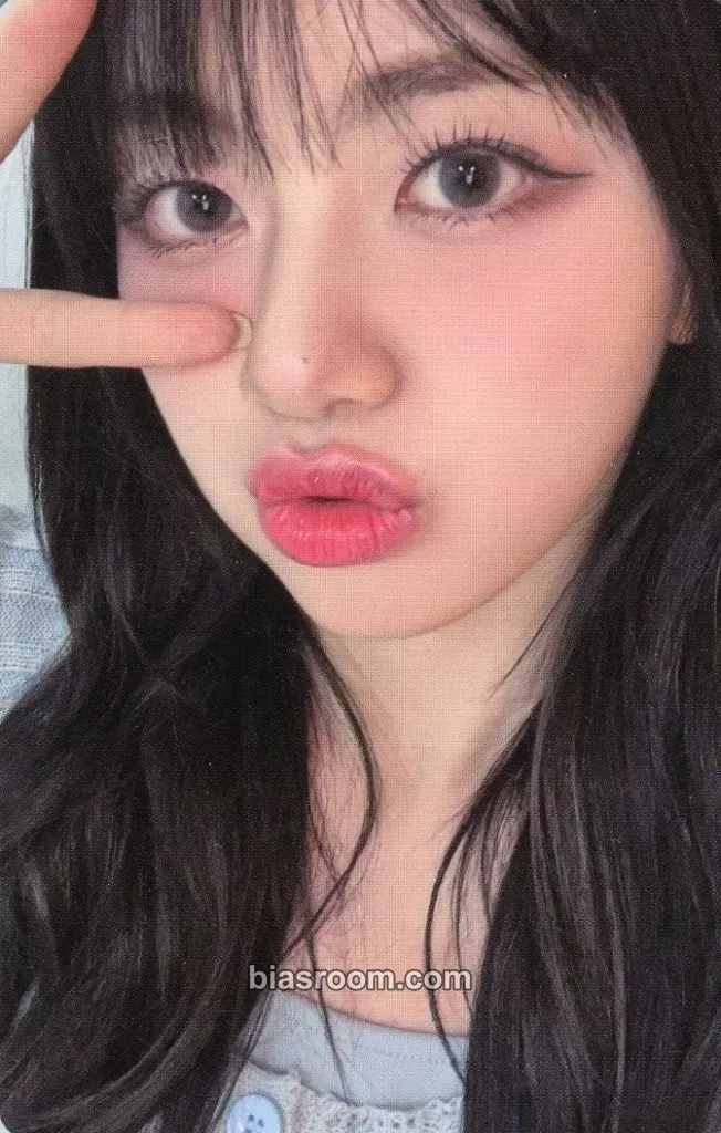 Kokoro Hi-Five Photocard - ME:I - ME:I K-pop photocard