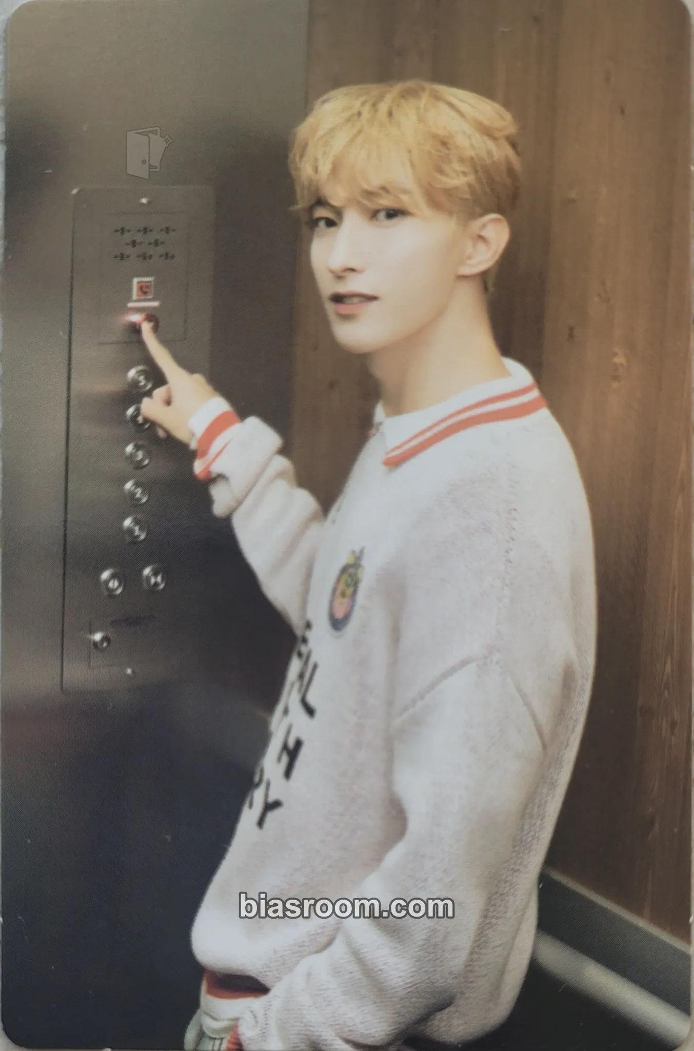 DK 2024 8TH SVT IN CARAT LAND Photocard - SEVENTEEN - SEVENTEEN K-pop photocard