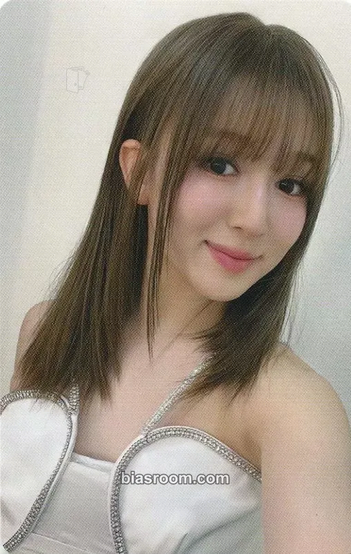 Suzu MIRAI Photocard - ME:I - ME:I K-pop photocard