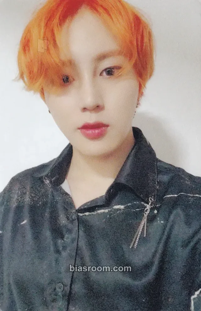 Ha Sung Woon - Ha Sung Woon - MIRAGE Album album photocard black version