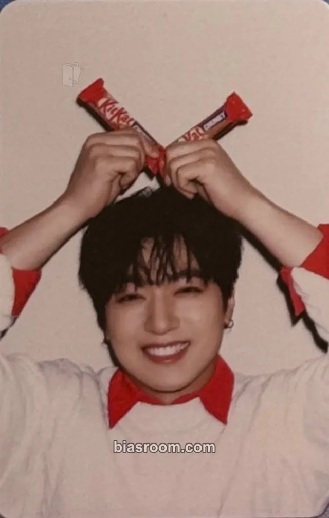 DAY6  - Sungjin - KitKat × DAY6 Other purchase benefit brand collaboration kitkat