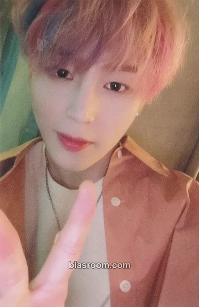 Ha Sung Woon - Ha Sung Woon - Sneakers Album album photocard easy version