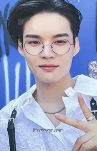 Sejun Chaos Photocard - VICTON - VICTON K-pop photocard