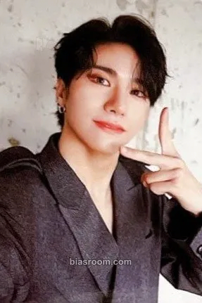 Seungsik Mayday Photocard - VICTON - VICTON K-pop photocard