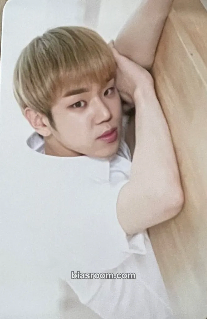 Kim Byeongkwan A.C.E SEOUL CONCERT - SWEET FANTASY Photocard - A.C.E - A.C.E K-pop photocard