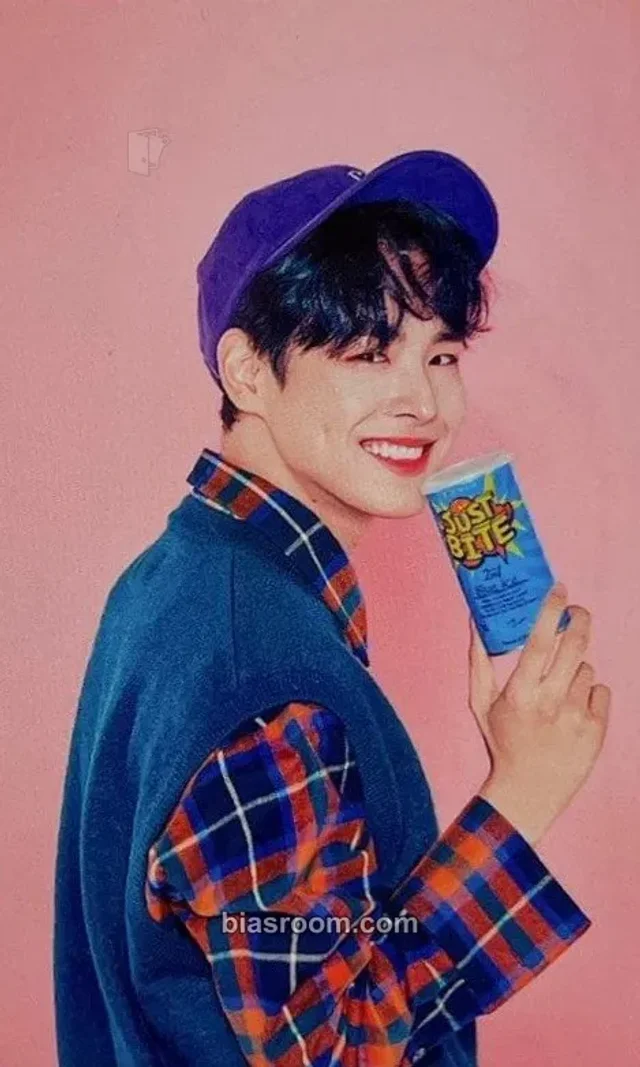 VICTON - Byungchan - JUST BITE Other brand collaboration