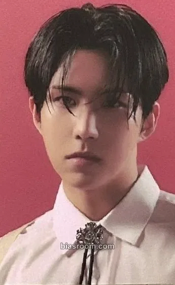 Wow PINATA Photocard - A.C.E - A.C.E K-pop photocard