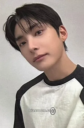Park Junhee PINATA Photocard - A.C.E - A.C.E K-pop photocard