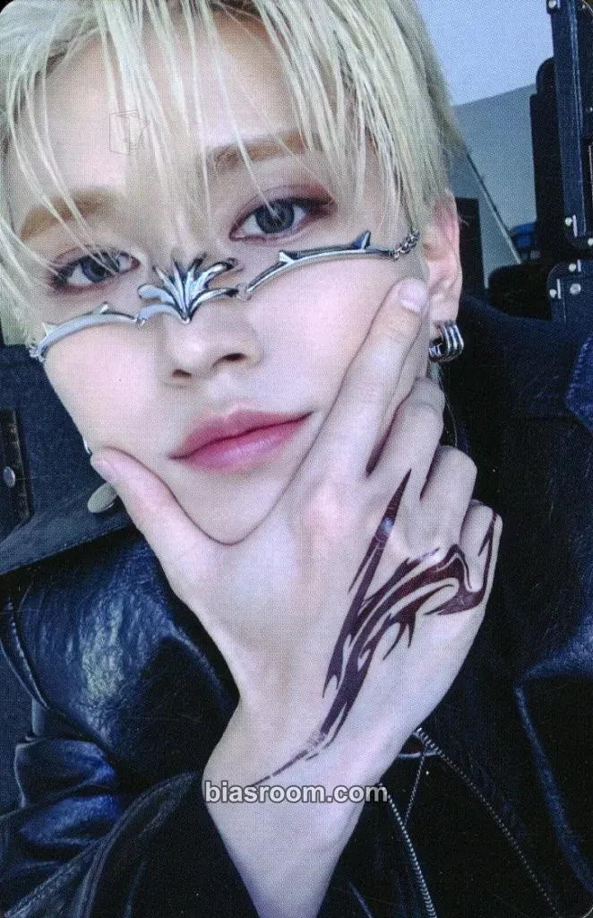 Ruki Shiroiwa HANDZ IN MY POCKET Photocard - JO1 - JO1 K-pop photocard