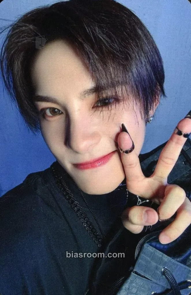 Takumi Kawanishi HANDZ IN MY POCKET Photocard - JO1 - JO1 K-pop photocard