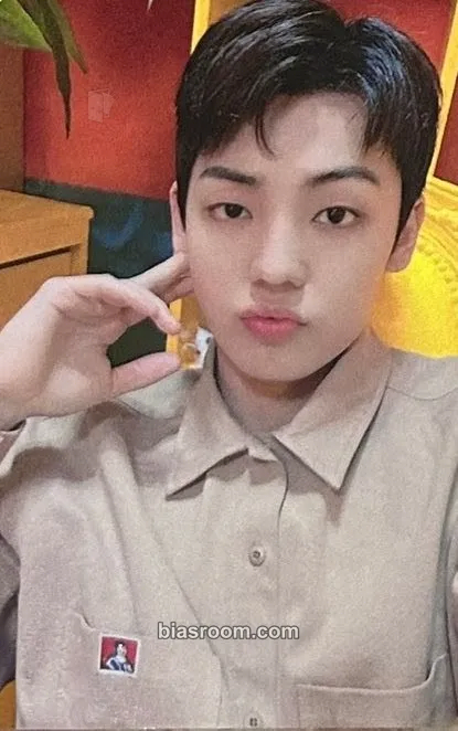 Kang Yuchan A.C.E 2021 Valentine's Day Photocard - A.C.E - A.C.E K-pop photocard