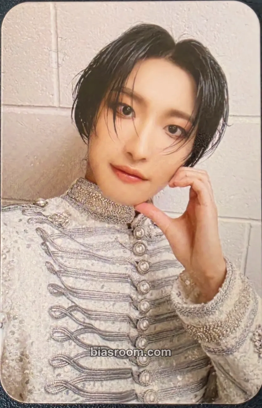 Seonghwa Towards The Light : Will To Power World Tour 2024 - 2025 Photocard - ATEEZ - ATEEZ K-pop photocard