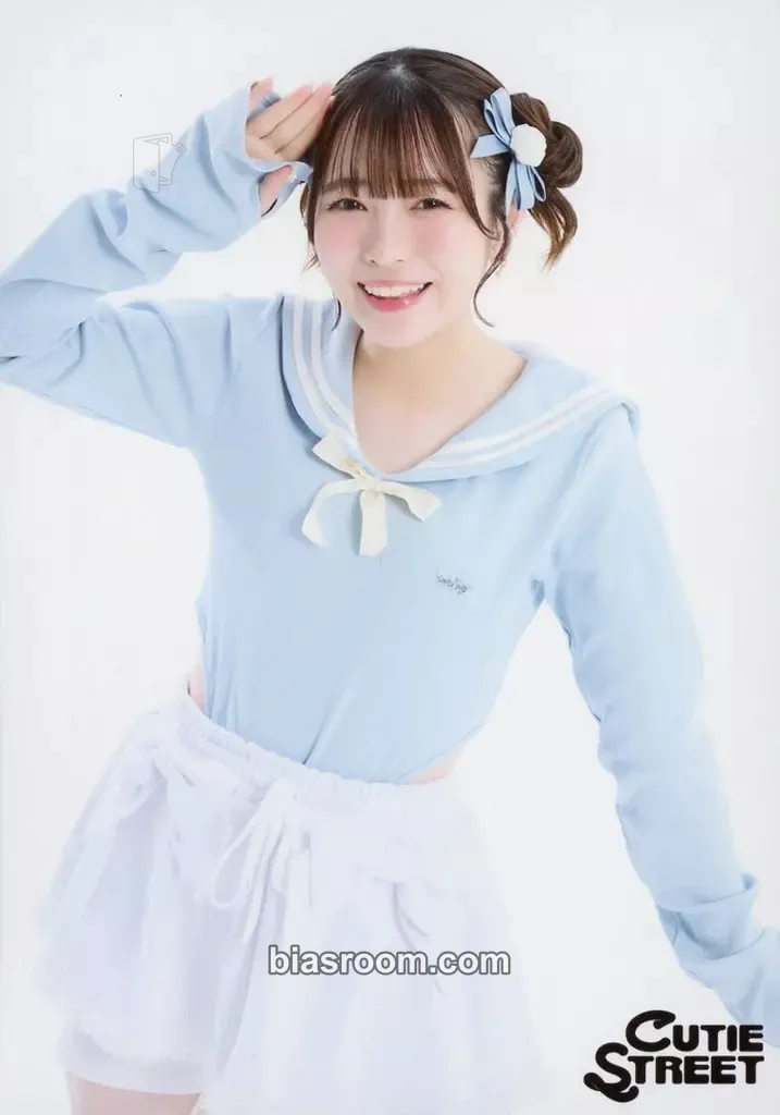 Miyu Umeda 5 photo set - styling 2024AW edition Photocard - Cutie Street - Cutie Street K-pop photocard