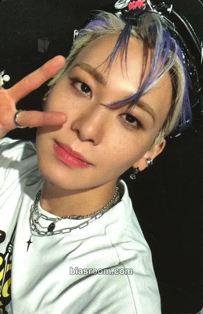 Ren Kawashiri HITCHHIKER Photocard - JO1 - JO1 K-pop photocard