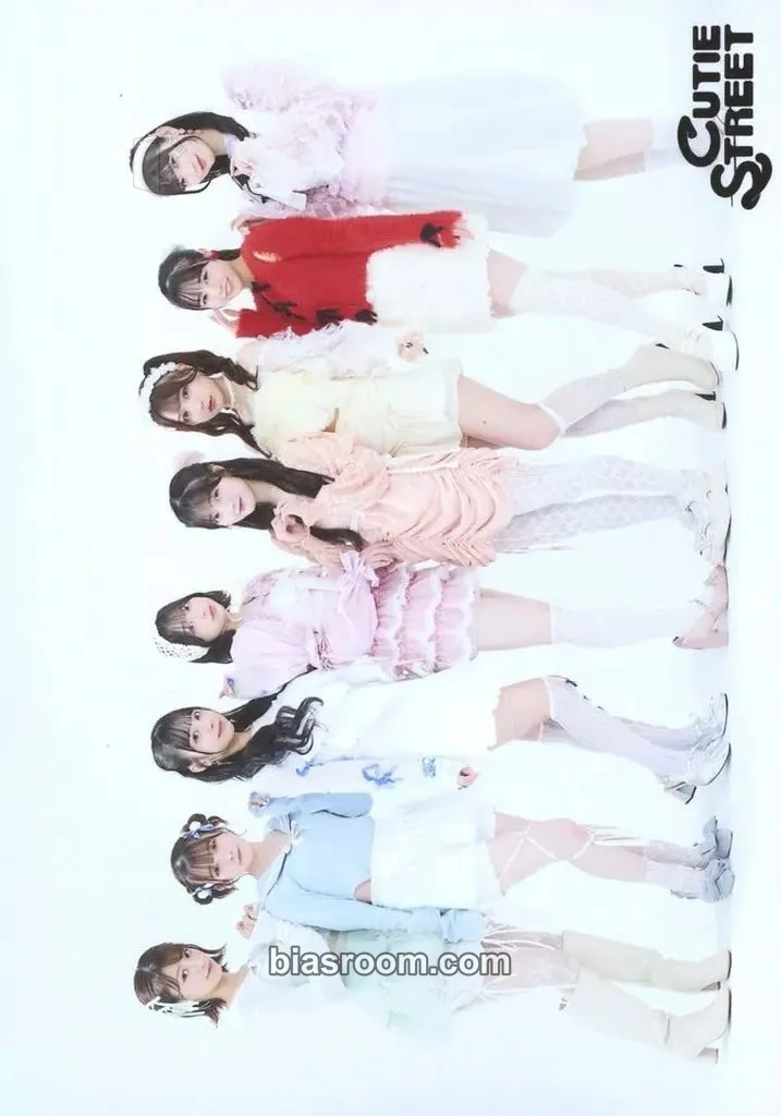 5 photo set - styling 2024AW edition Photocard - Cutie Street - Cutie Street K-pop photocard
