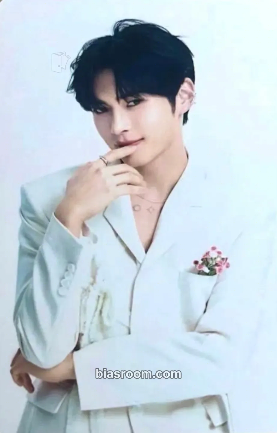 Hanbin 2024 Fan-con in Japan Photocard - ZEROBASEONE - ZEROBASEONE K-pop photocard
