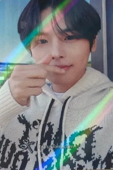 Byungchan Chronograph Photocard - VICTON - VICTON K-pop photocard