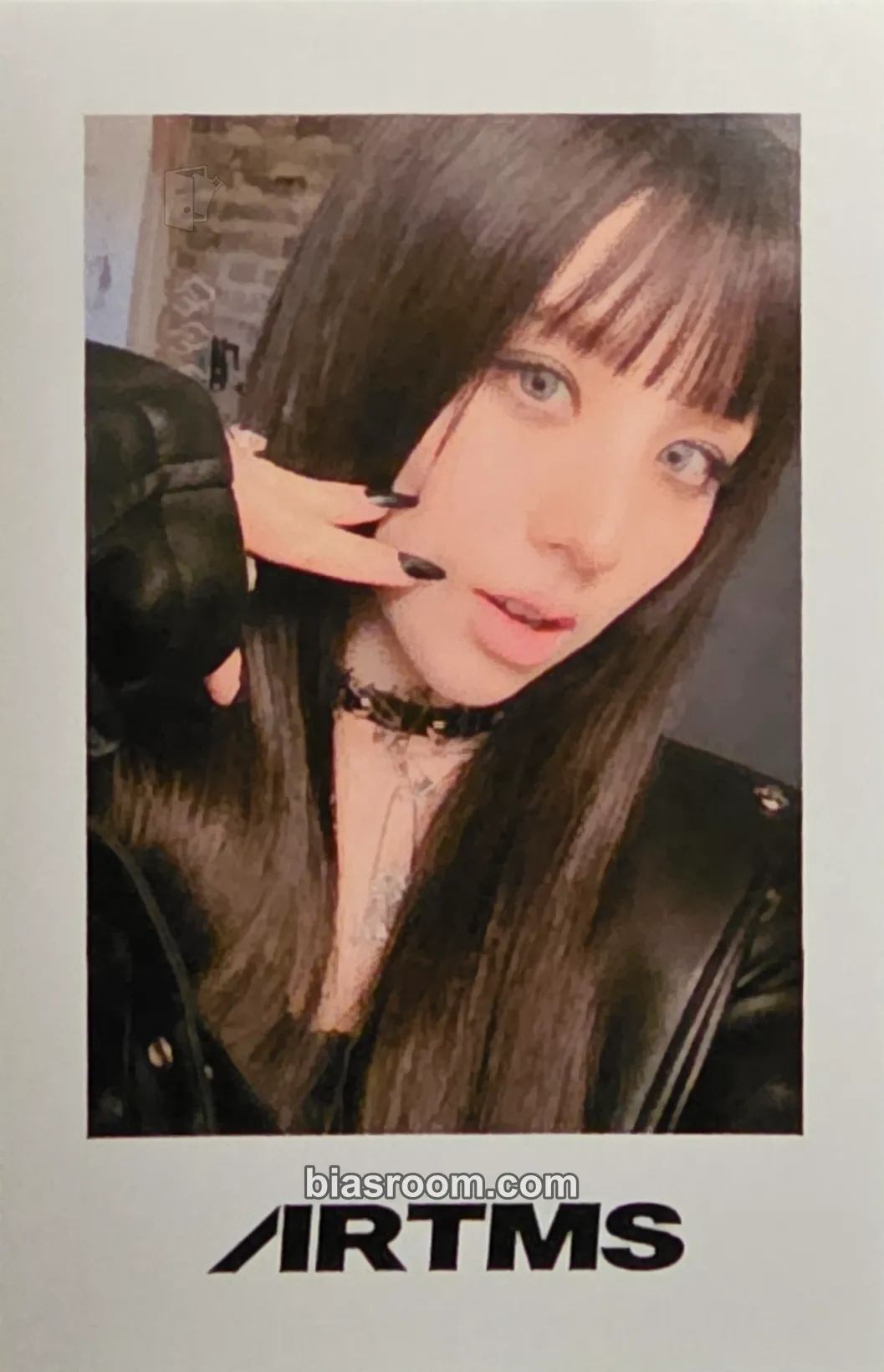 HeeJin Club Icarus Photocard - ARTMS - ARTMS K-pop photocard