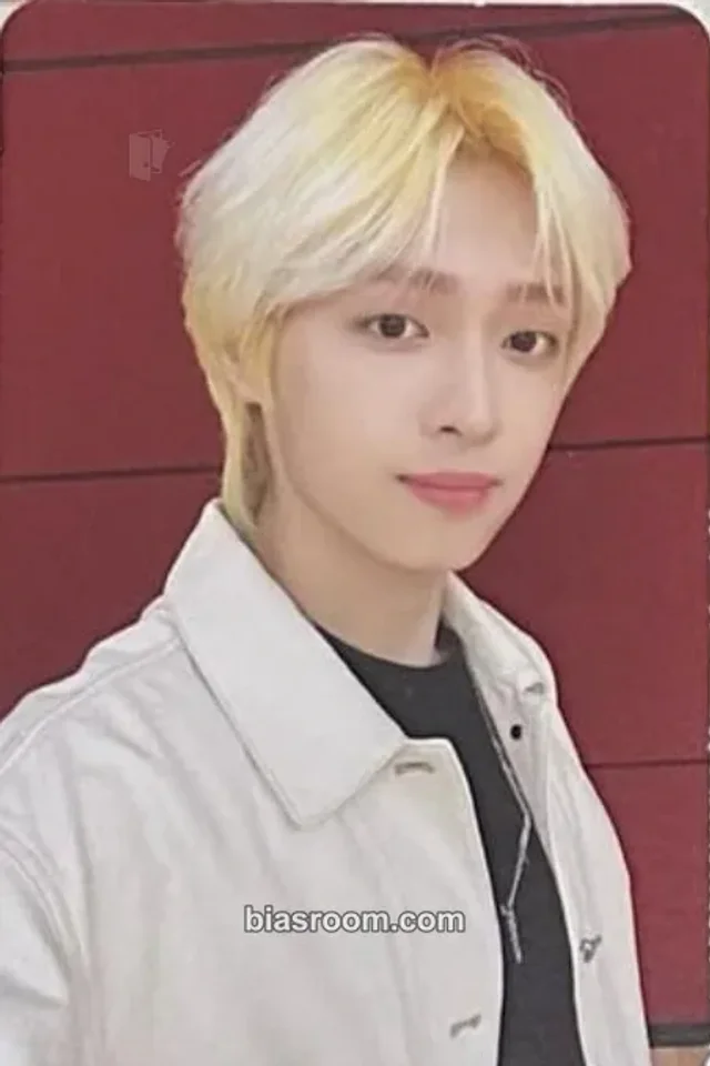 Xdinary Heroes - Gaon - Green Project Other pob (pre-order benefit) green project merch photocard