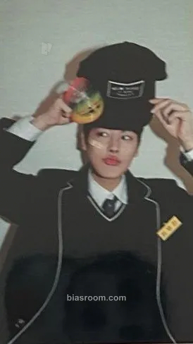 Byungchan Byungchan PICNIC Always with You Photocard - VICTON - VICTON K-pop photocard
