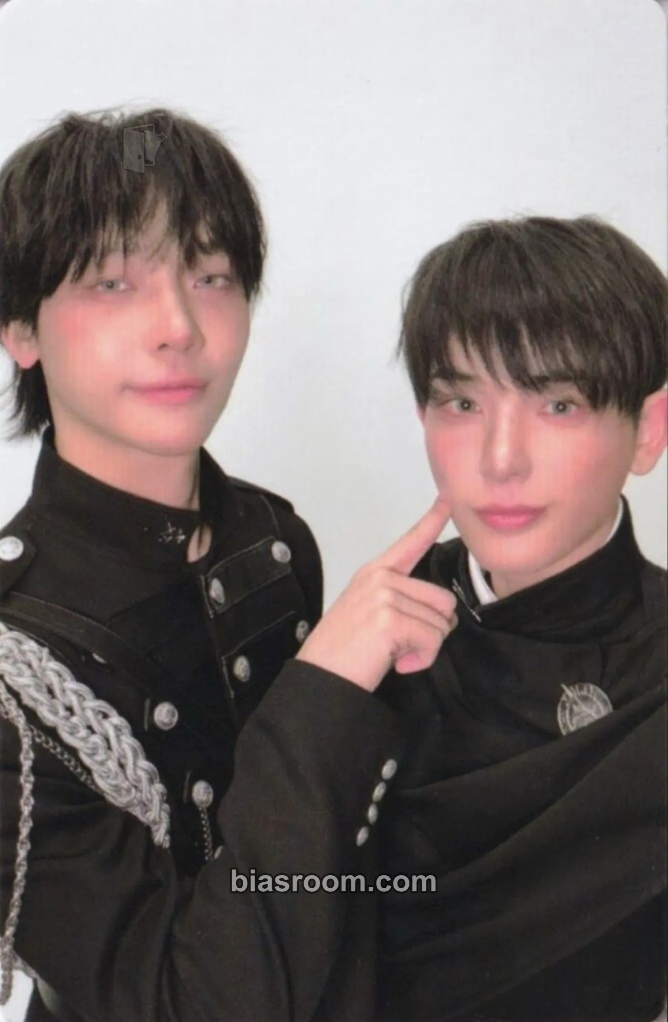 We on Fire Photocard - &TEAM - &TEAM K-pop photocard