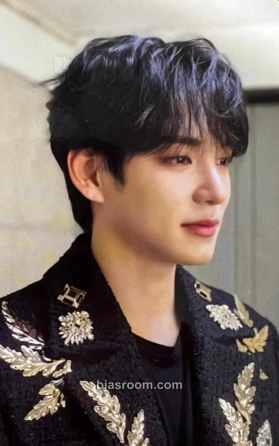 Chan VOICE: The Future Is Now Photocard - VICTON - VICTON K-pop photocard