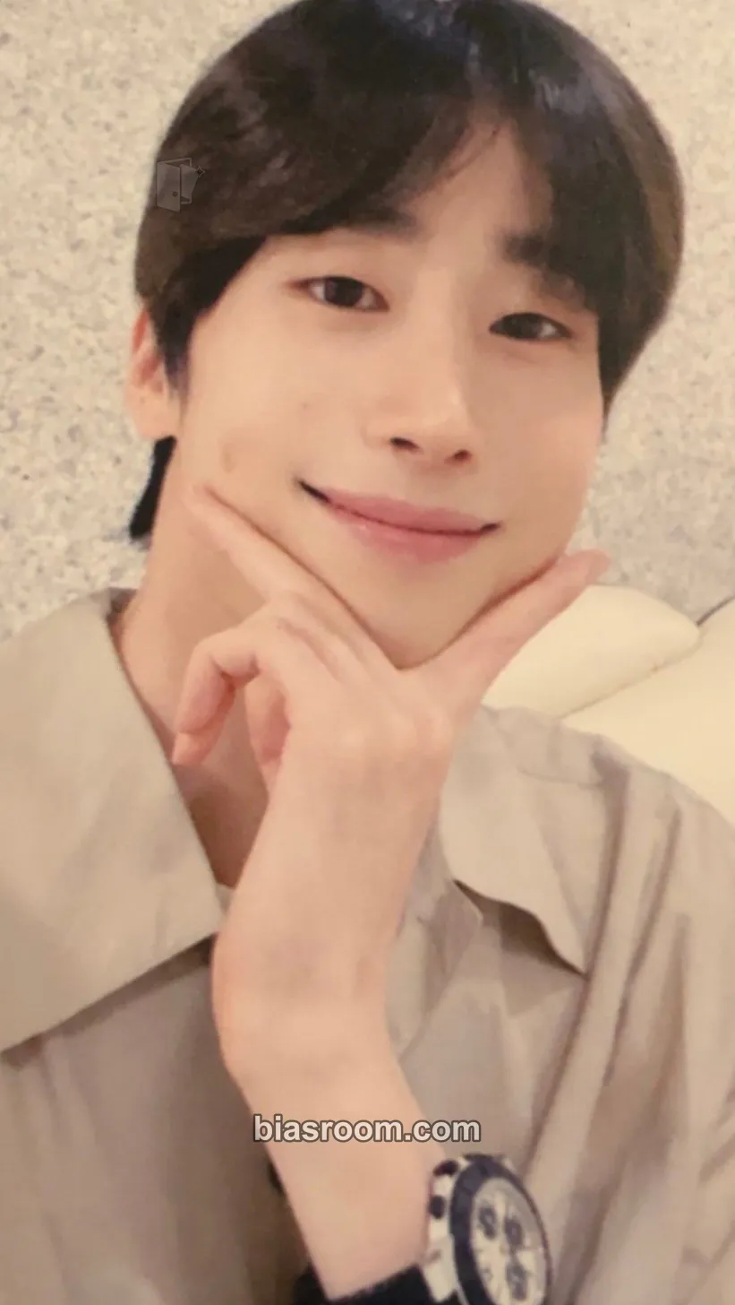 Seungwoo Fade Photocard - VICTON - VICTON K-pop photocard