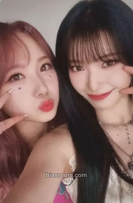 Flash Photocard - Rocket Punch - Rocket Punch K-pop photocard