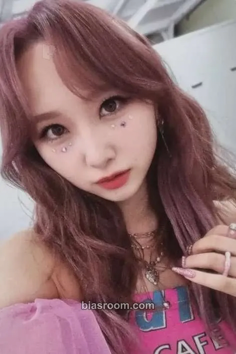 Juri Flash Photocard - Rocket Punch - Rocket Punch K-pop photocard