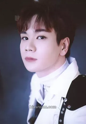 Issei Mamehara MIDNIGHT SUN Photocard - JO1 - JO1 K-pop photocard
