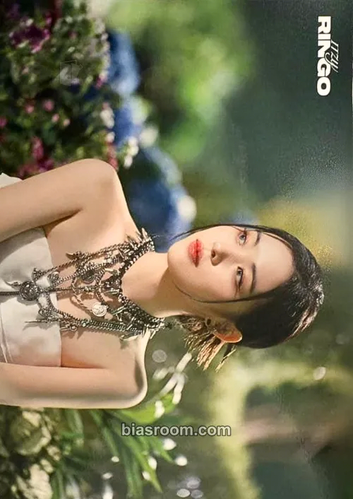 Ryujin Ringo Photocard - ITZY - ITZY K-pop photocard