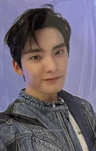 Park Junhee A.C.E FanCon - Overturn Photocard - A.C.E - A.C.E K-pop photocard