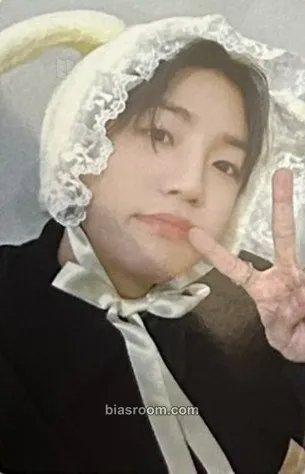 Lee Jiham PINATA Photocard - A.C.E - A.C.E K-pop photocard