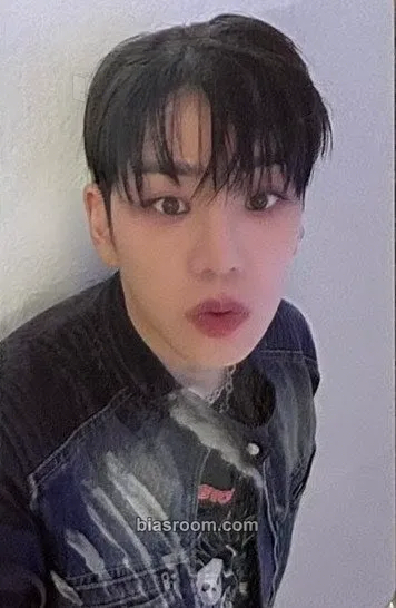 Kim Byeongkwan A.C.E FanCon - Overturn Photocard - A.C.E - A.C.E K-pop photocard