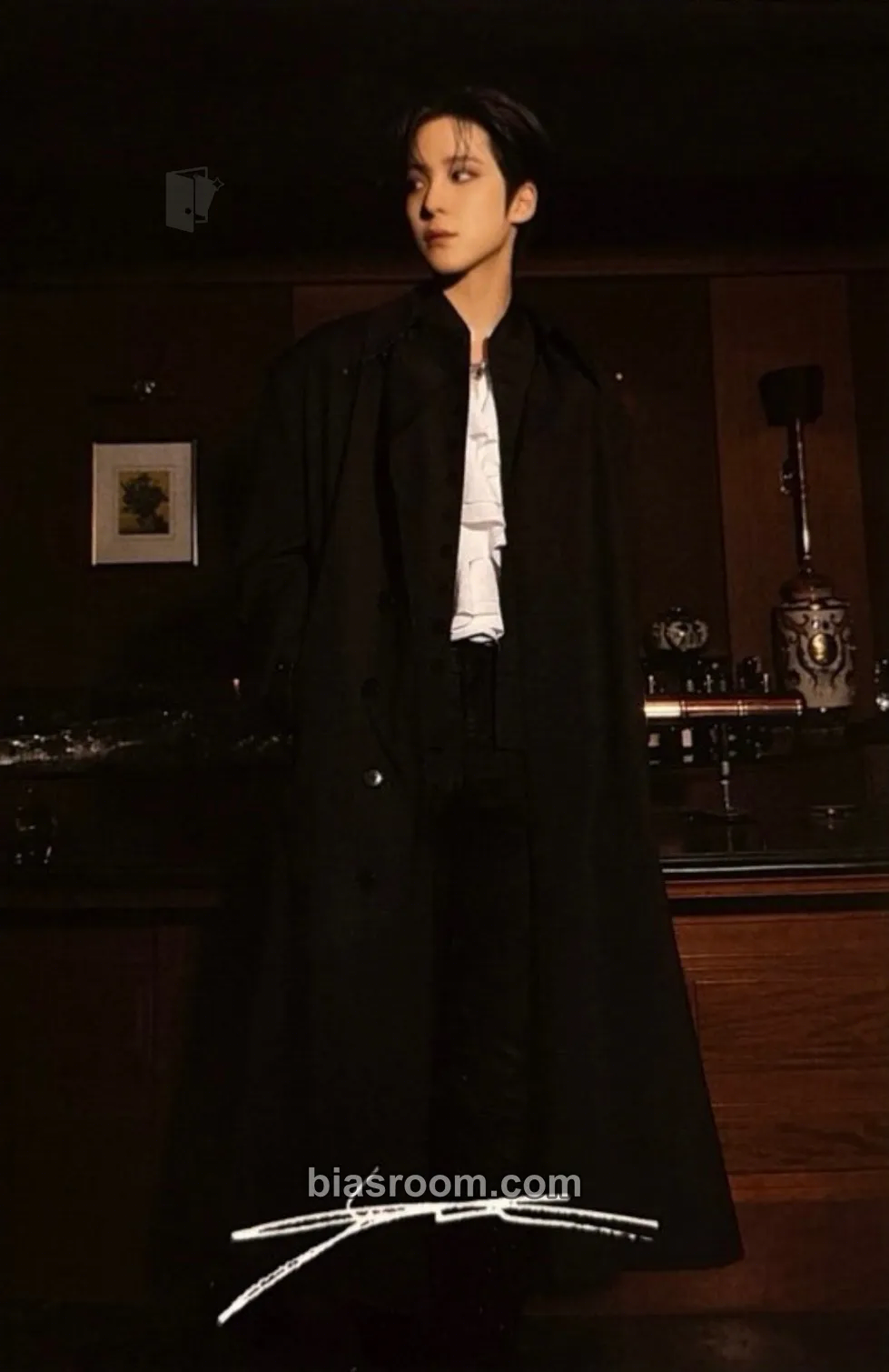 Yunho GOLDEN HOUR : Part.3 'In Your Fantasy Edition' Photocard - ATEEZ - ATEEZ K-pop photocard