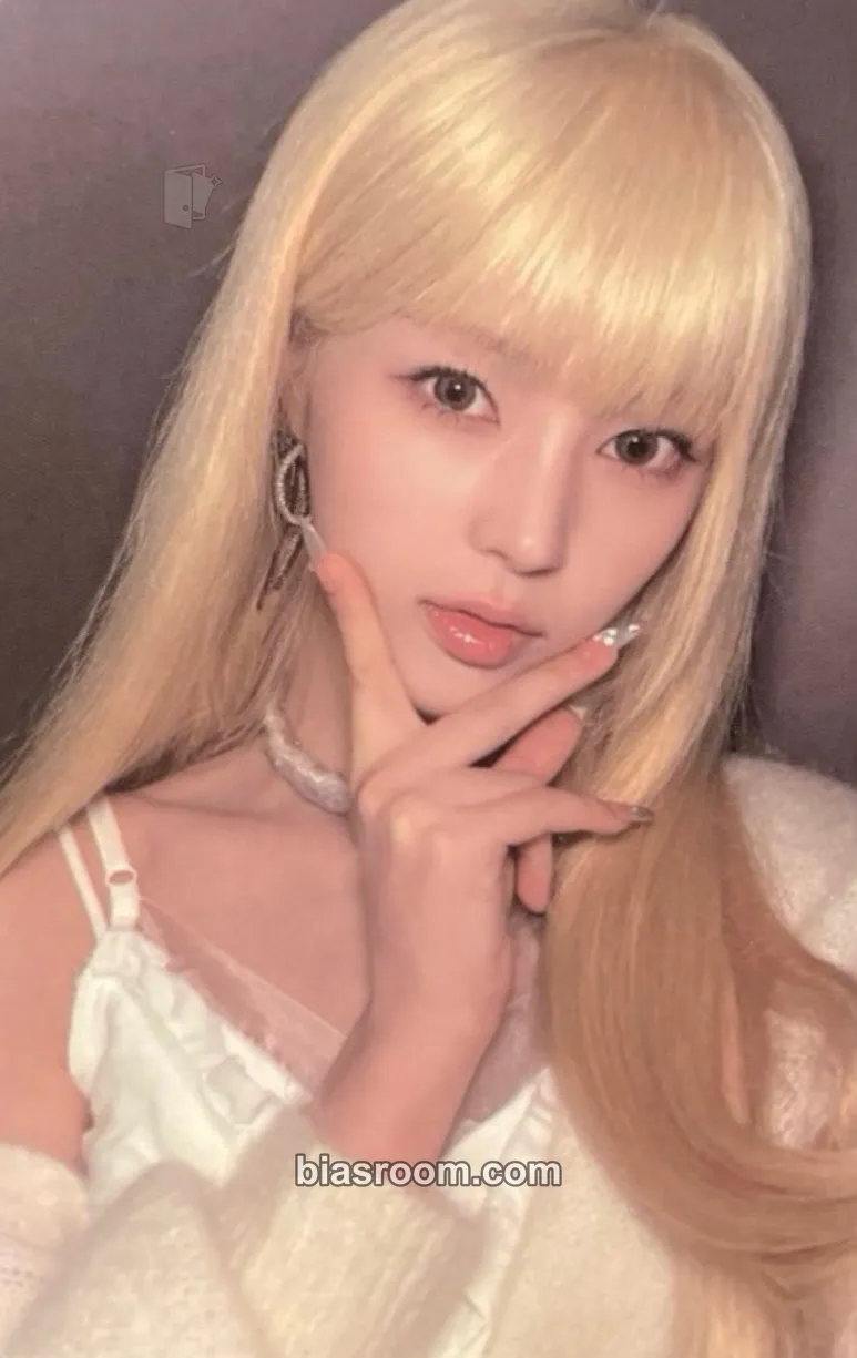 Hwayeon As If Photocard - ifeye - ifeye K-pop photocard
