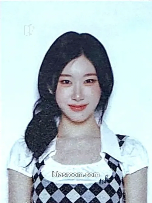 Chaeryeong The 4th Fan Meeting ITZY, MIDZY, Let's Fly! "On Air" Photocard - ITZY - ITZY K-pop photocard