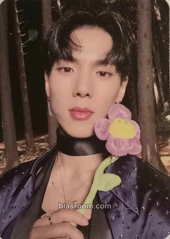Shownu The Unseen Photocard - MONSTA X - MONSTA X K-pop photocard