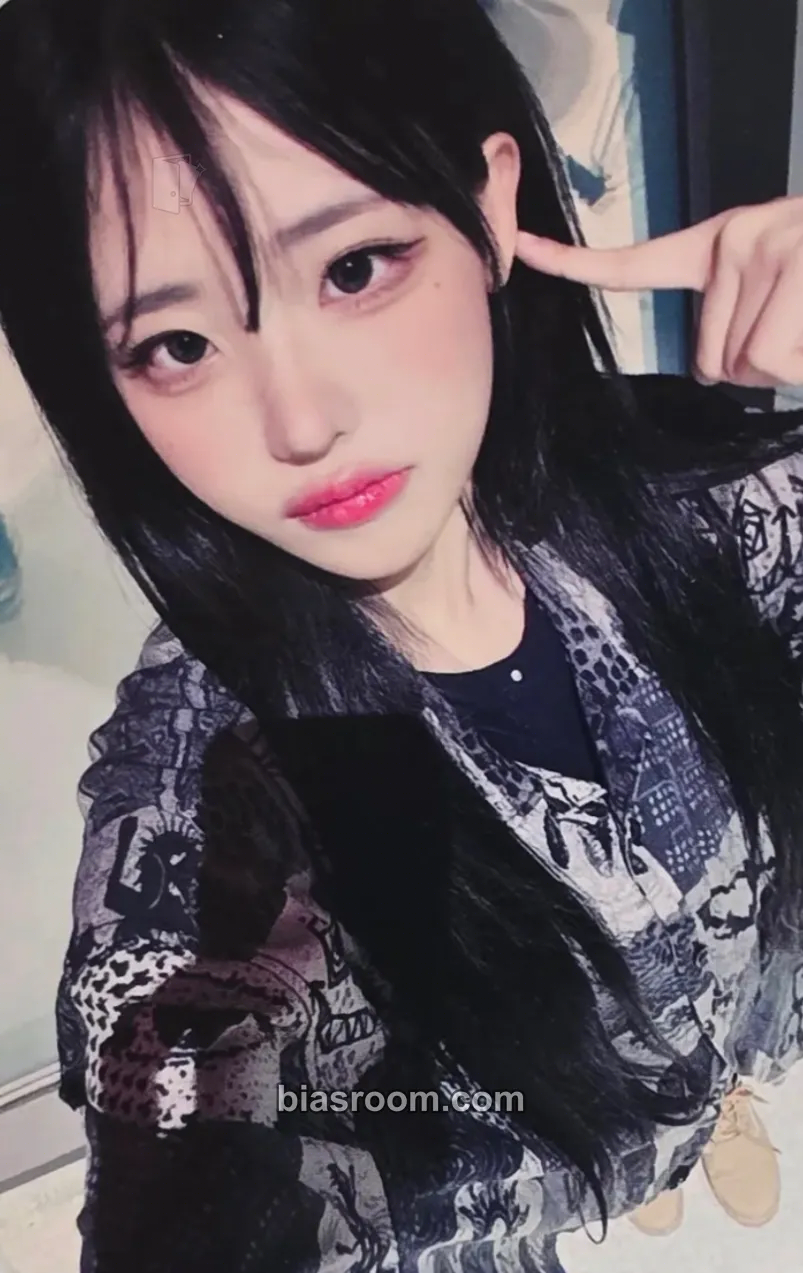 Hina In a Million Noises, I'll Be Your Harmony Photocard - QWER - QWER K-pop photocard